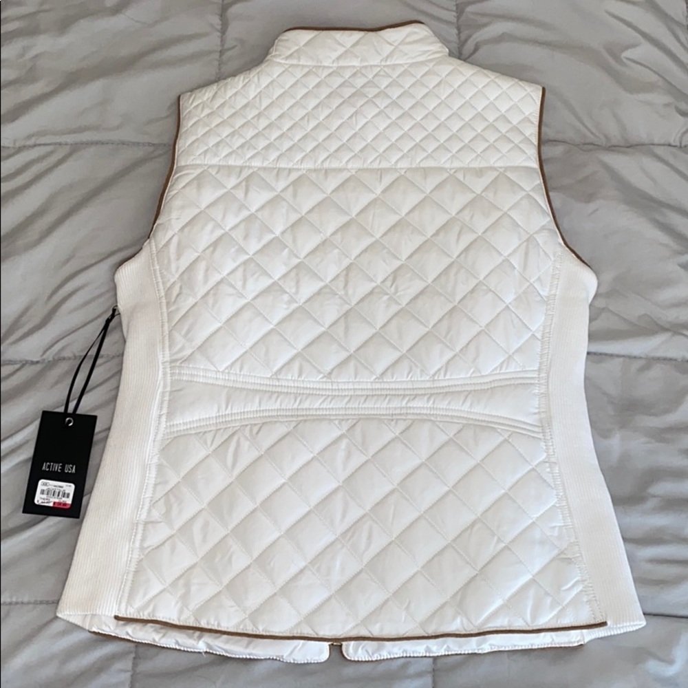 Active Vest - Picture 2 of 6